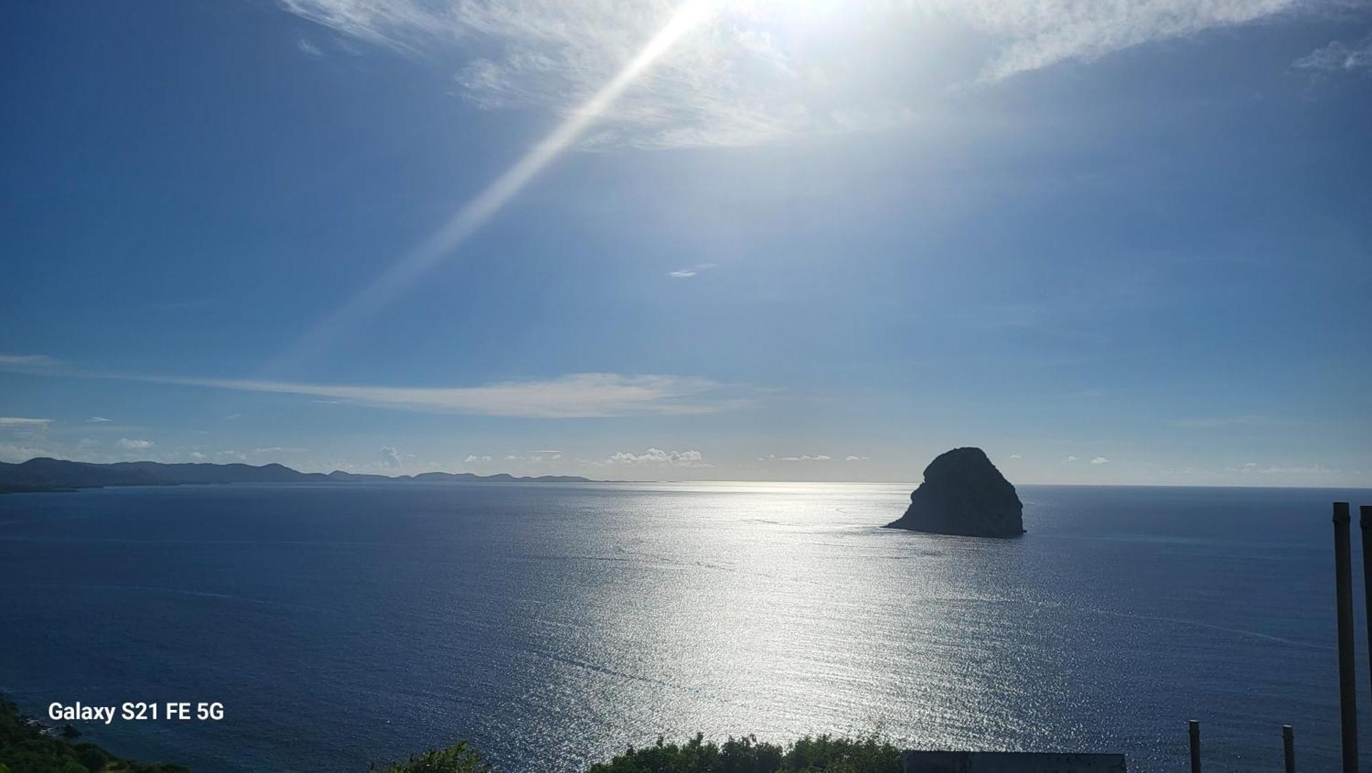 Ti Paillettes Calme Vue Mer Et Plage A 50 M Le Diamant Exterior foto